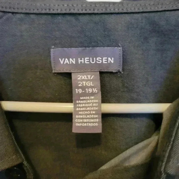 NWT Van Heusen Black Longsleeve Button Down, Size 2XL - Picture 7 of 9